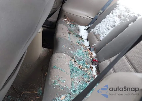 2001 Ford Mustang z USA, uszkodzony, nr VIN 1FAFP404X1F110803